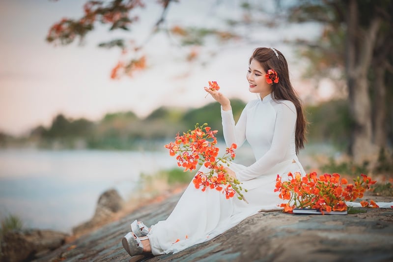 Off-the-Shoulder Style
